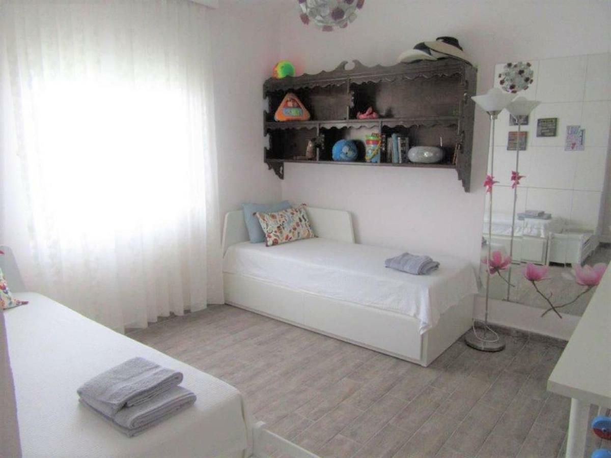 Pefkohori Apart. Near The Beach With Indor Parking And Yard Luaran gambar
